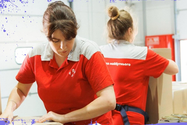 Українці за кордоном зможуть відправляти посилки Новою Поштою