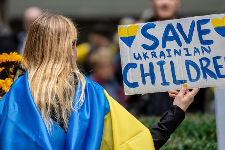 Потрібна лише заява. Як зарахувати дитину-переселенця до першого класу