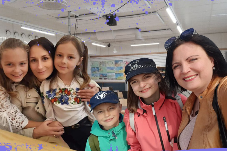 Гаджети не замінять спілкування. Як українські мами оцінюють школи за кордоном і які плани на осінь