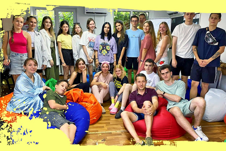 Тренінги і порятунок від депресії: як переселенки з трьох областей змінюють Черкаси