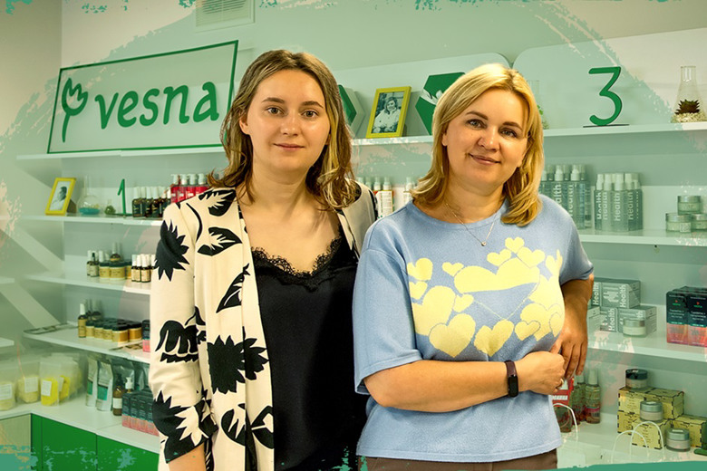 "Робили б косметику вдома – міксером". Історія релокації бренду "Весна"