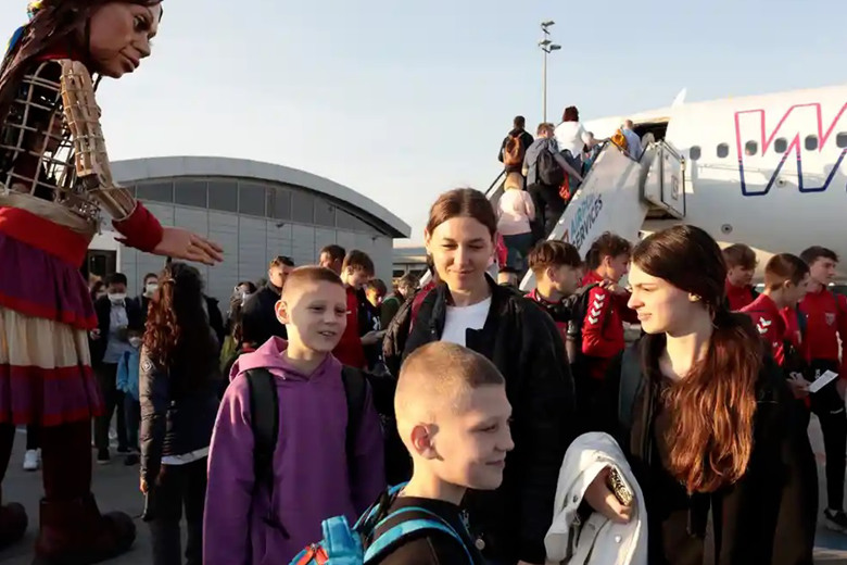 Нового плану немає. Чому українці можуть залишитись без житла у Британії?