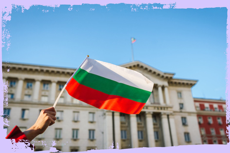 Залишаться ще на 4 місяці: Болгарія не переселить українців з готелів до баз відпочинку (оновлено)