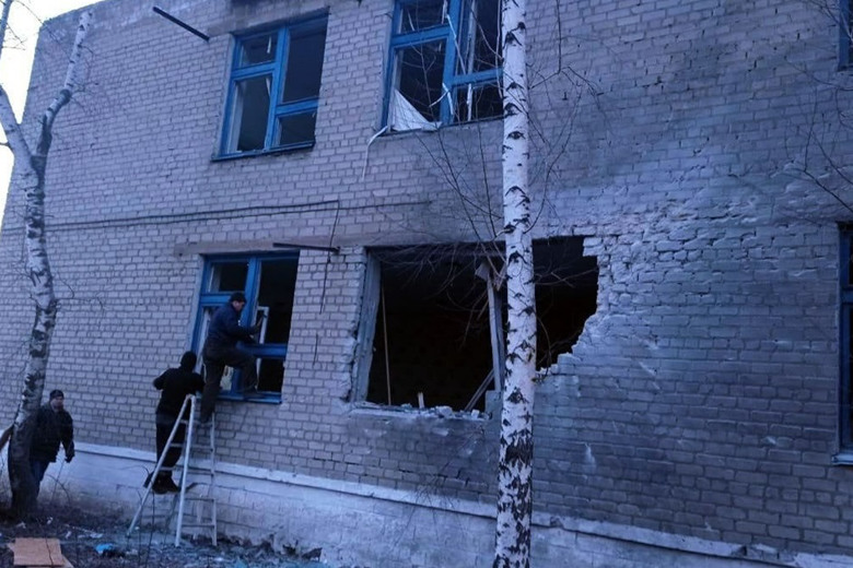 У черговий раз під російським вогнем опинилися дитячий садок та житлова багатоповерхівка в Торецьку
