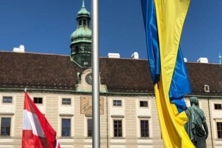 Українцям в Австрії автоматично продовжать дію документів про тимчасовий захист