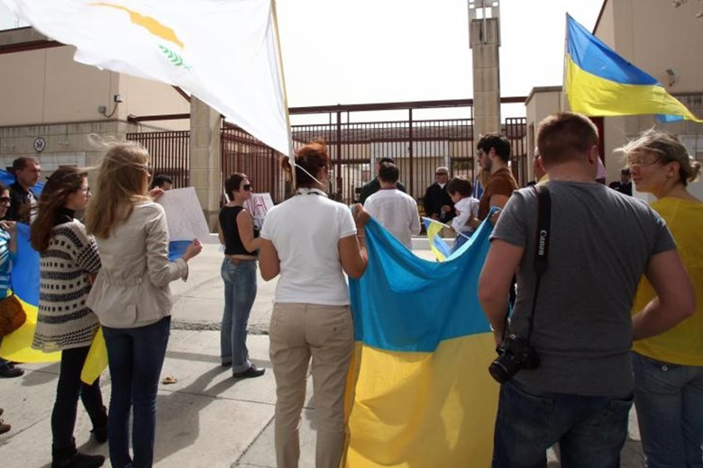 3 тисячі українців попросили покинути готелі на Кіпрі: у чому причина?