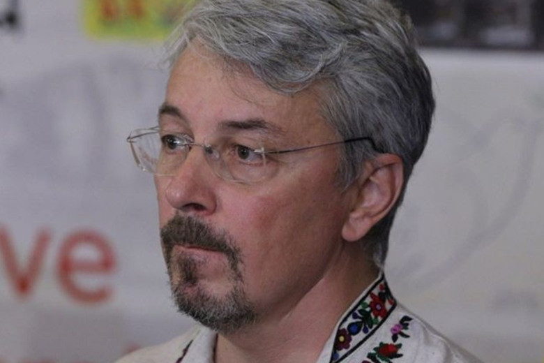 Музеї не евакуювали завчасно, бо в Україні немає відповідного закону, – Ткаченко