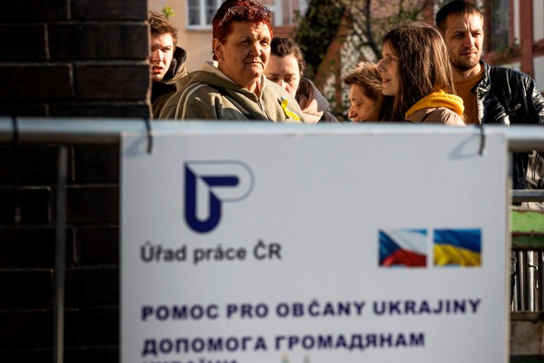 У Чехії скоротили час прийому заявок на гуманітарне житло для переселенців: що відомо?