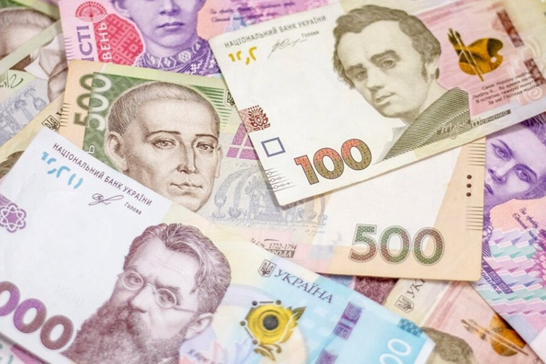 Допомога переселенцям від держави: що буде з виплатами наступного року?