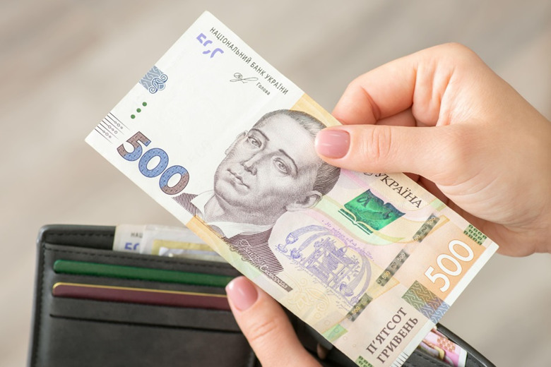 Гуманітарні організації в Україні збільшують суму допомоги для переселенців: деталі (оновлено)