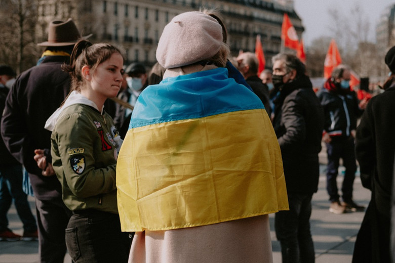 Як українці сприйматимуть людей, що повернуться з евакуації після війни: результати опитування