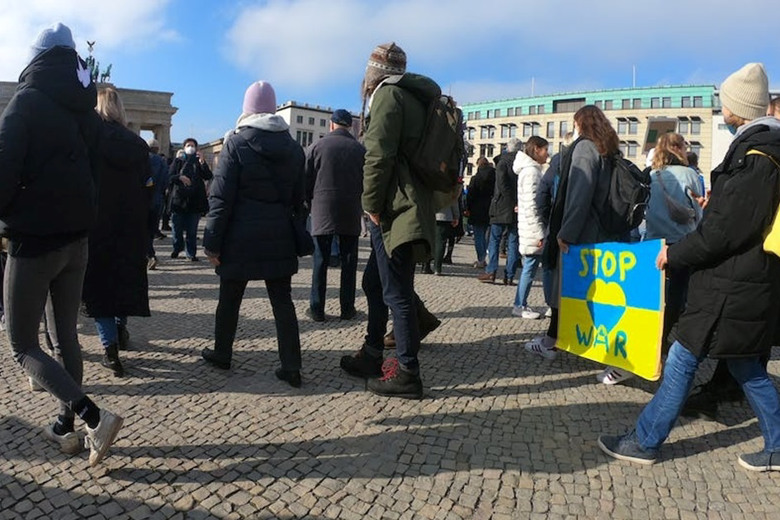 Як повернути українців після війни: обговорення в ЄС