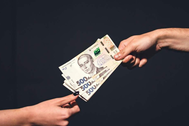 Деякі переселенці зможуть претендувати на додаткову допомогу від держави: яку суму можна отримати?