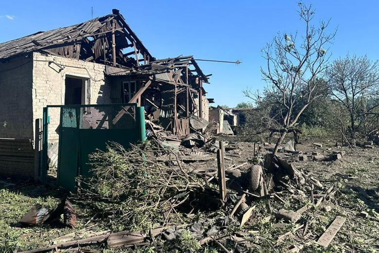 Окупанти поранили двох людей у Нью-Йорку. Яка ситуація в селищі зараз