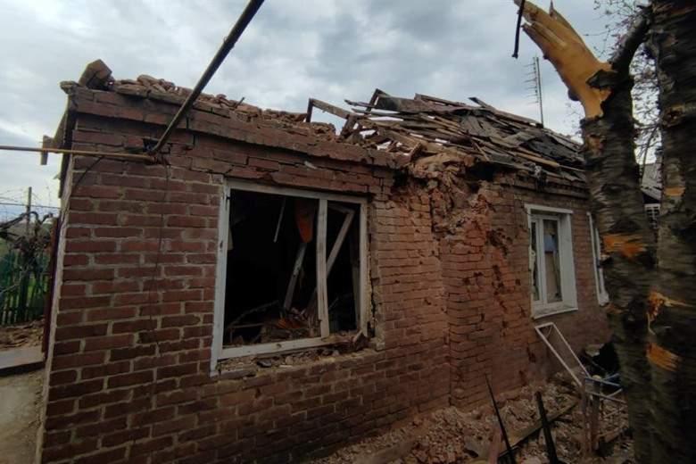Російські окупанти жорстоко обстріляли Нью-Йорк. Пошкоджено приватні будинки й торговельний комплекс