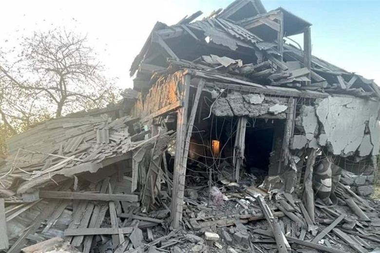 Російські війська обстріляли Торецьку громаду. Загинуло четверо людей, серед яких молода пара
