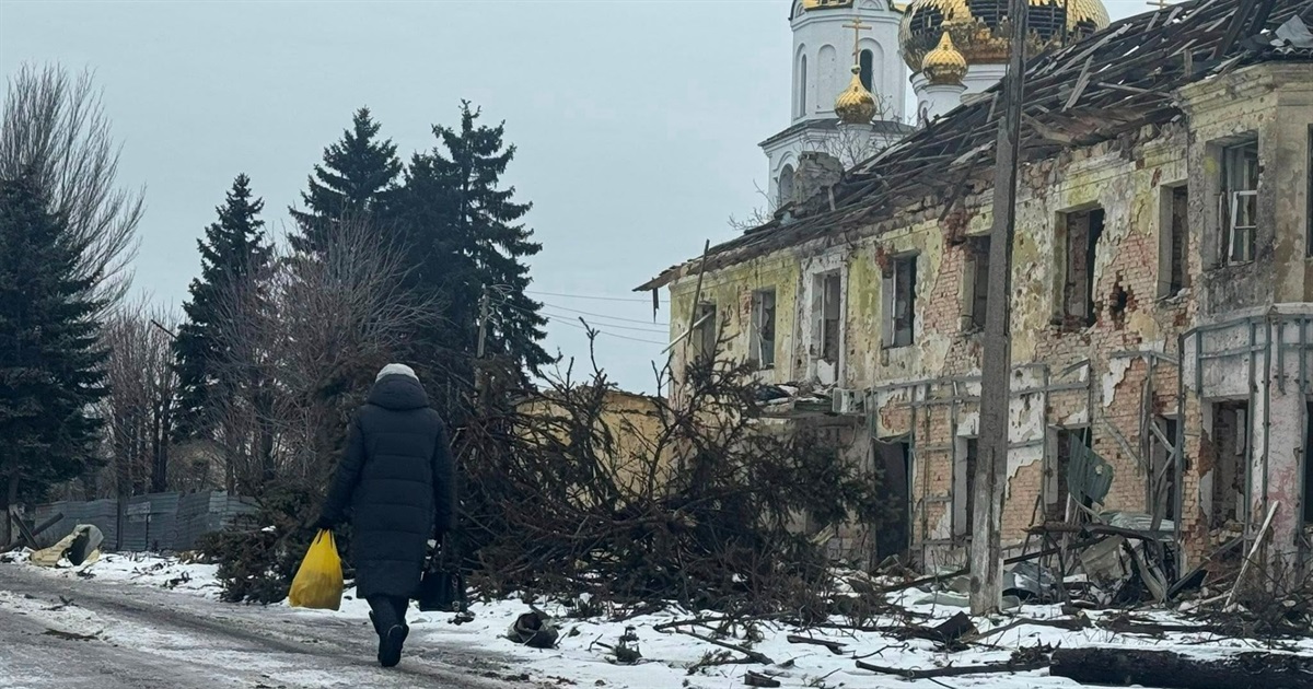 Ще пів року тому тут було життя. Білозерське у лютому 2026 у 10 світлинах журналіста Олега Корнієнка