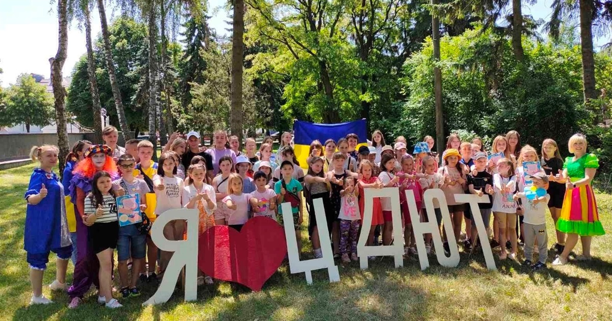 Переможні результати: Старокостянтинівський Центр творчості серед кращих у області