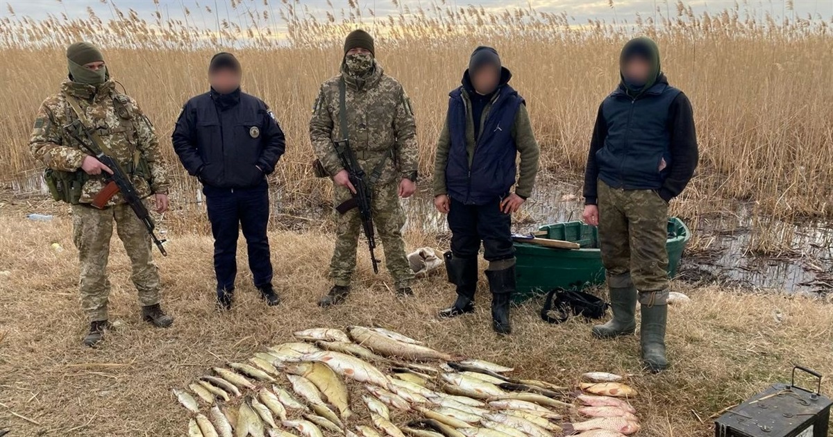 Прикордонники виявили бракон’єрів на озері Катлабух та Ялпуг