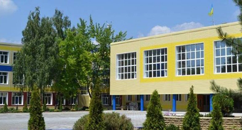 «Дистанційна» весна: як у Покровську закінчується навчальний 2019-2020-й рік