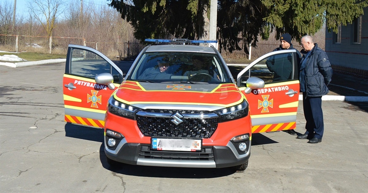 Нове авто офіцерам-рятувальникам громад для посилення безпеки Кагарличчини та Ржищівщини