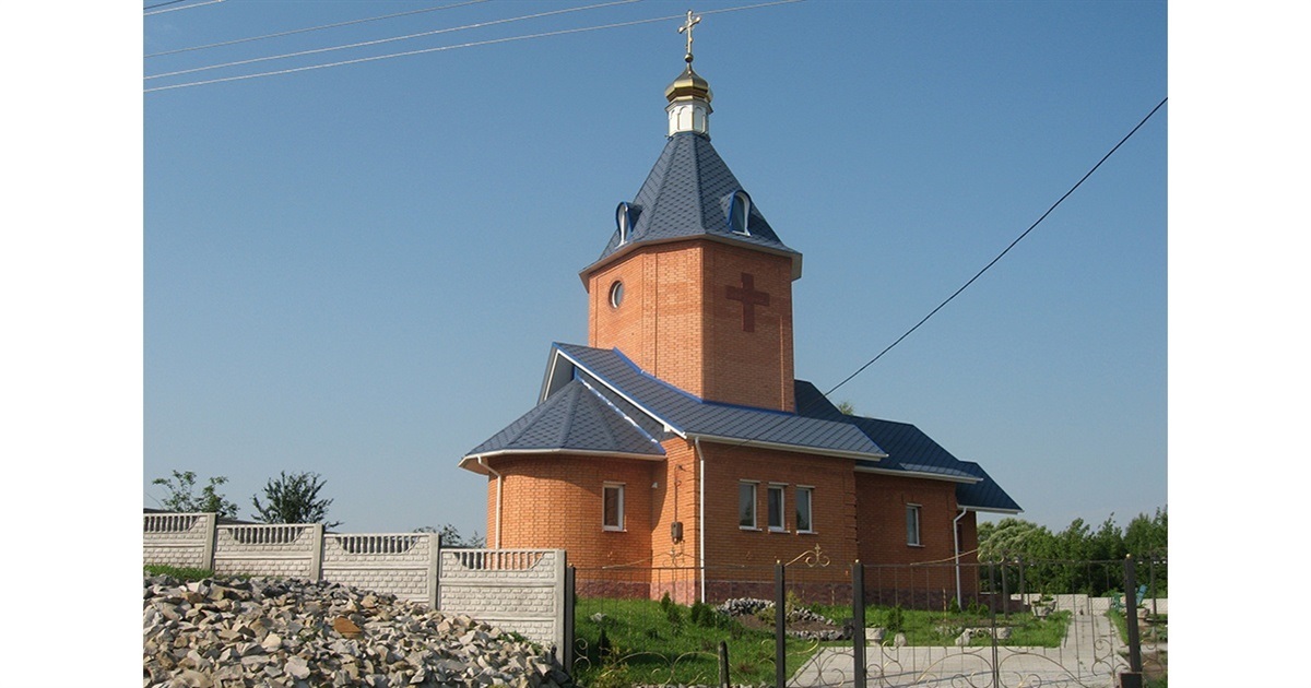 Храм Покрови Пресвятої Богородиці у Луциківці