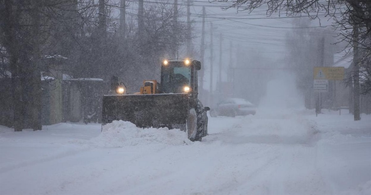 В Ізмаїлі вхурделило: місто накрив циклон