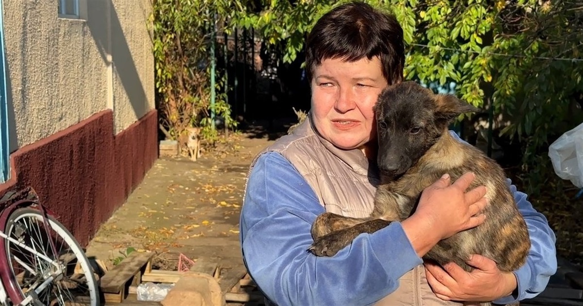 Лариса Лапушинська залишається під обстрілами у Дружківці. Тут у неї відповідальна місія