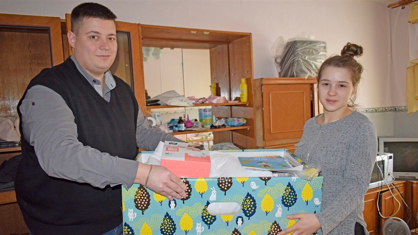 «Пакунки малюка» у Жмеринці отримали 143 породіллі: як отримати і що входить у пакунок