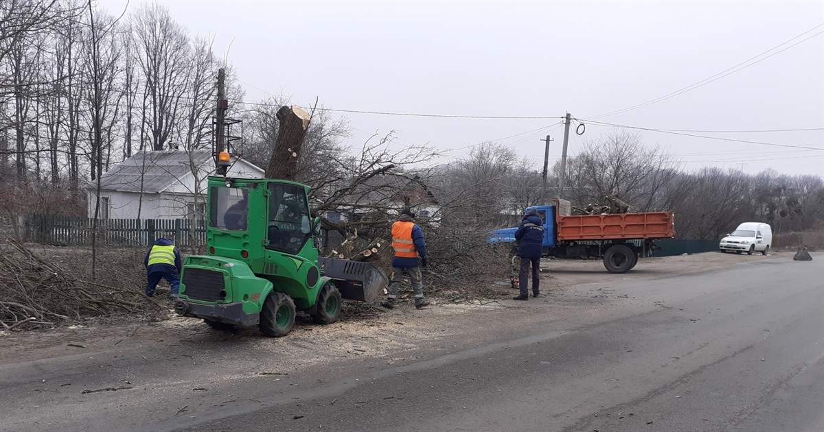 Комунальні служби Звягеля: звіт про виконані за тиждень роботи та вакансії