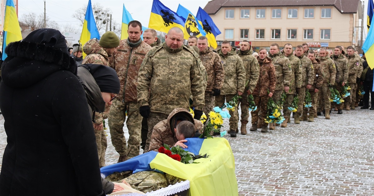 У Сарненській громаді попрощалися з воїном «Поліських вовків» Андрієм Щевичем