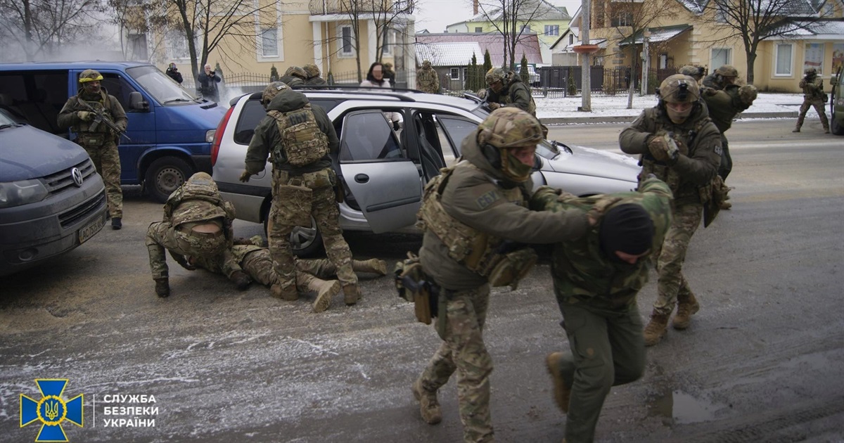 На півночі Рівненщини відпрацювали знищення диверсантів. Відео