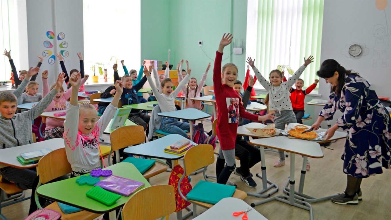 У школі №1 спекли метрову піцу: Тиждень італійської кухні в рамках челенджу Healthy School