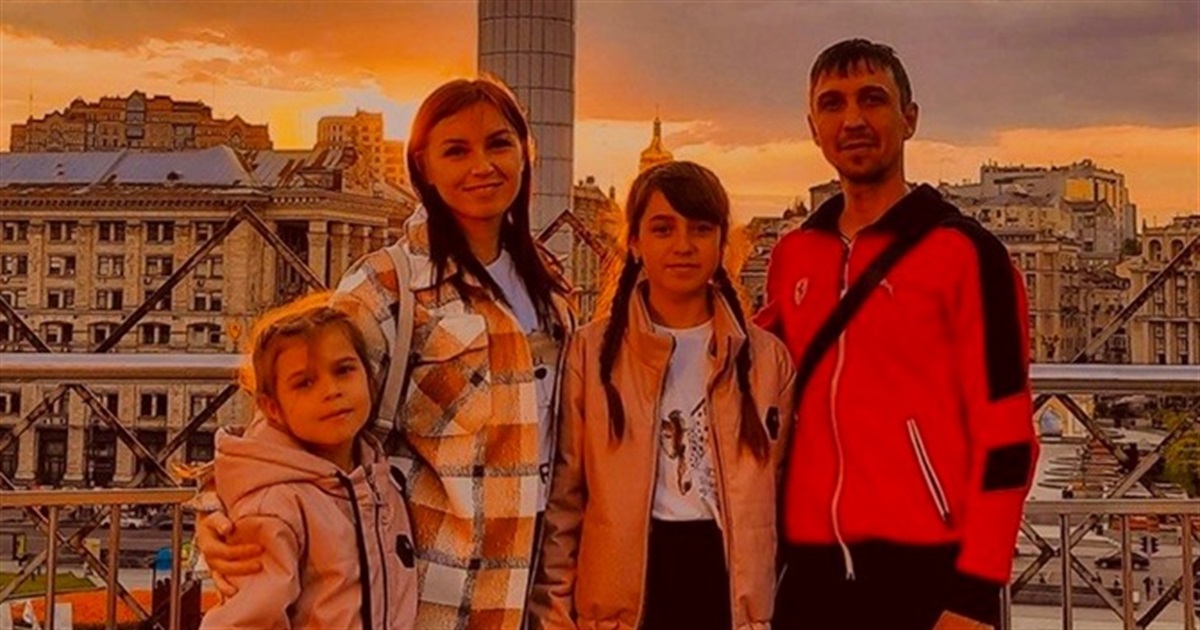 «Взяла із собою лише дві валізи». Історія бахмутської родини, яка 15 років виготовляла соляні лампи