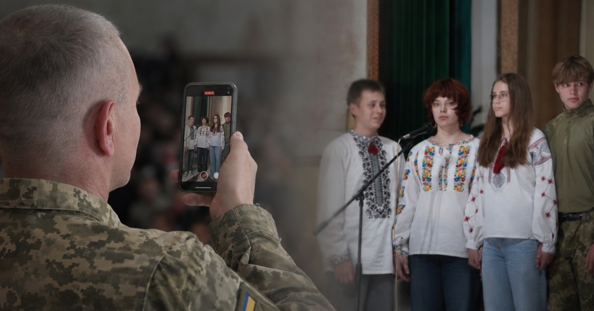 «Серця, що діють». Учні Городоцького ліцею №1 організували концерт на підтримку ЗСУ