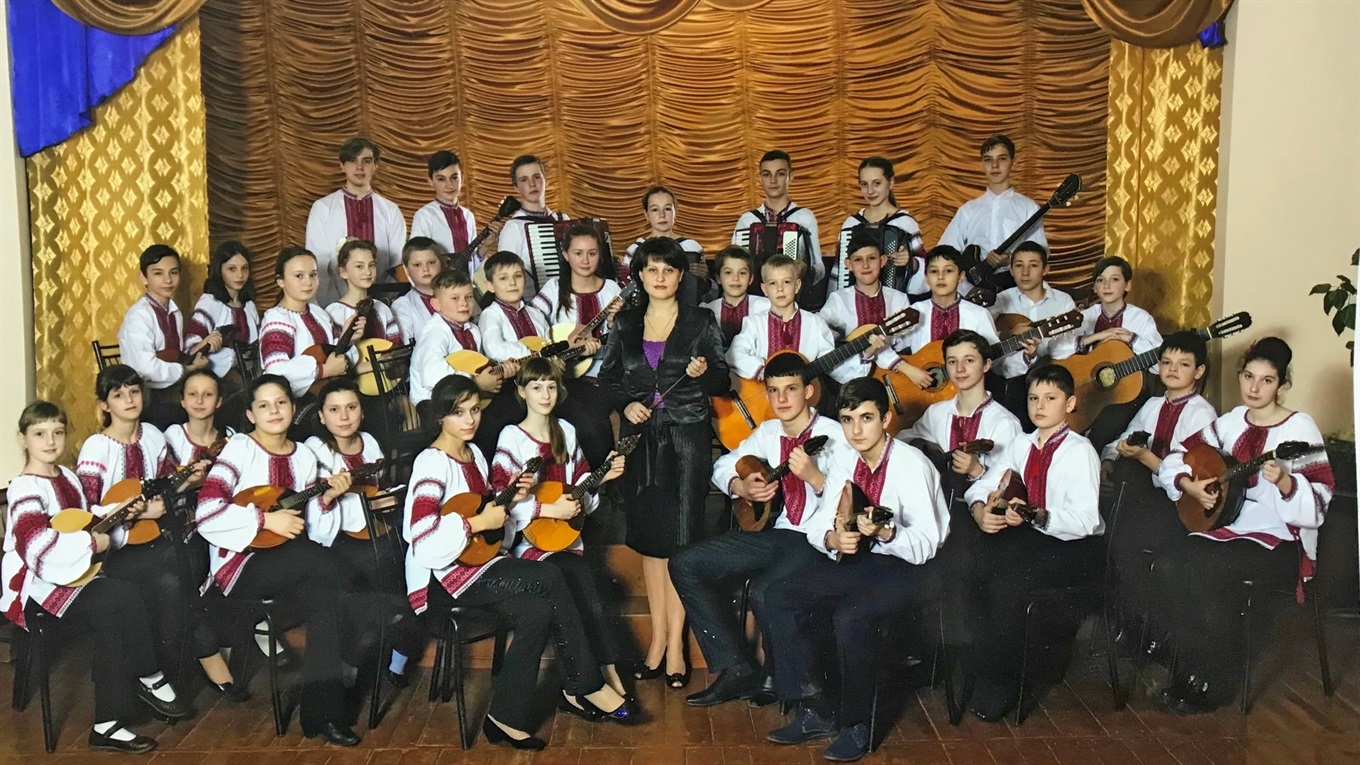 Цікаві факти про народний відділ Дитячої музичної школи у Жмеринці: музика надихає на добро