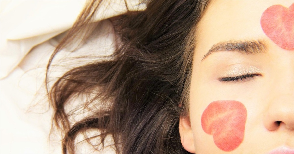 Засоби для шкіри з куперозом: як зменшити почервоніння