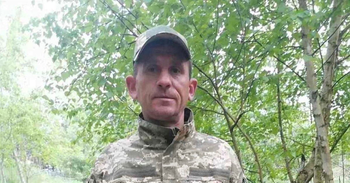 Пішов у лави ЗСУ добровольцем: у Бабинцях попрощаються з військовим Олександр Кривенчук