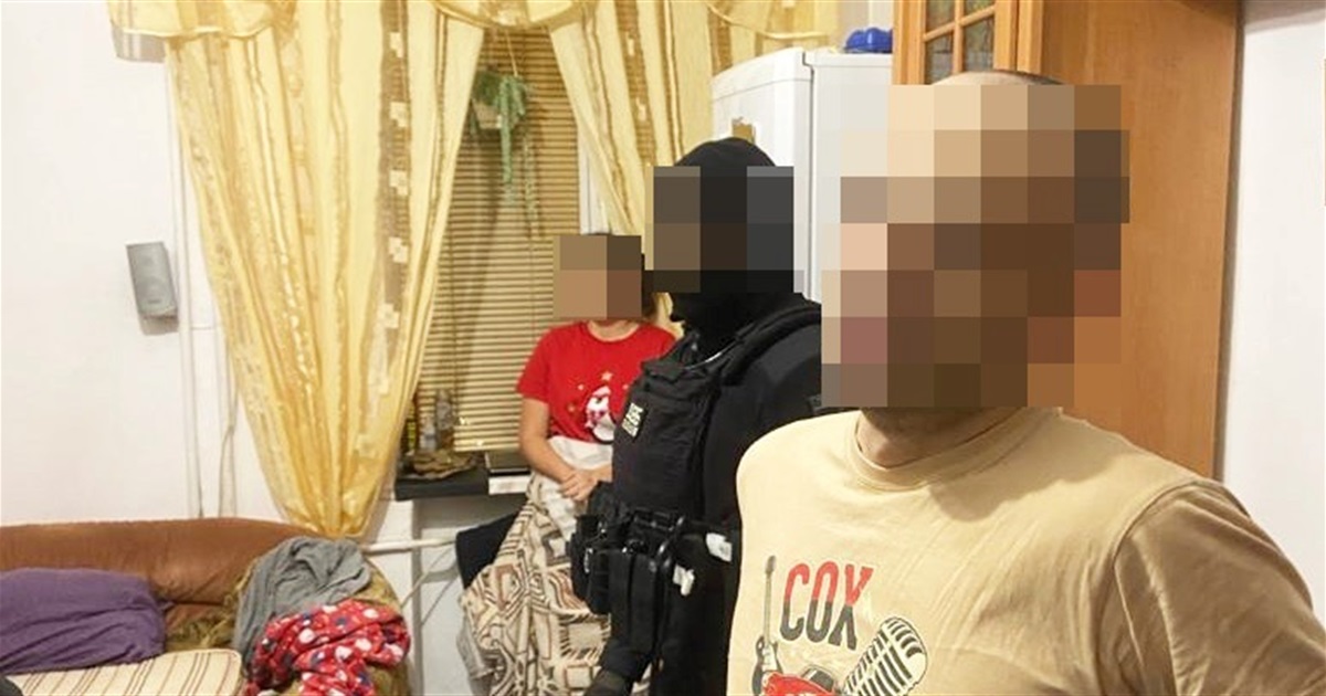 На Житомирщині викрили патрульного, який разом зі спільником збував наркотики