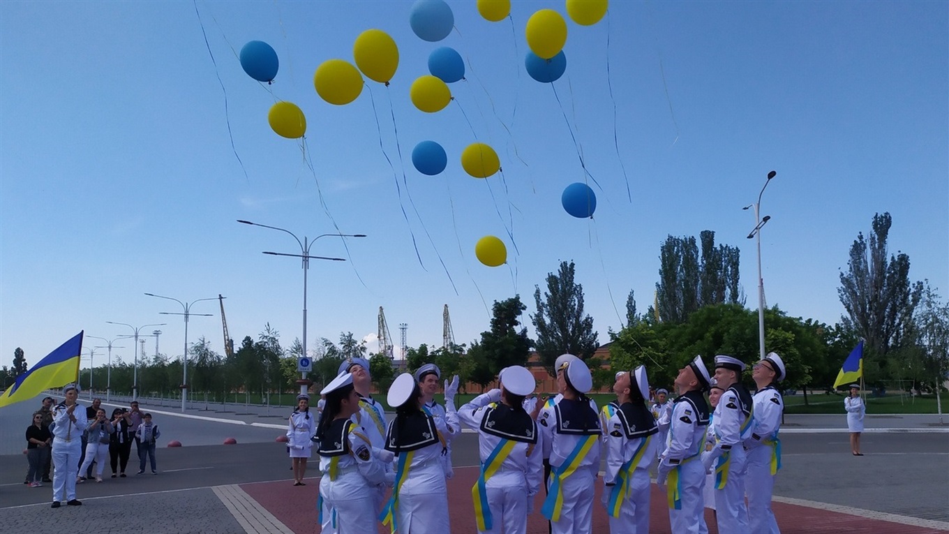 Измальский военно-морской лицей выпустил 17 курсантов (видео)