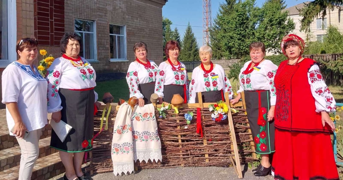 На Дні сіл Семенівки та Леляк зібрали 25 тисяч гривень для ЗСУ під час святкового ярмарку