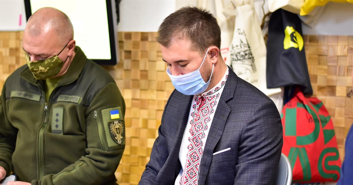 Голова Чернігівського обласного осередку партії "Удар" долучився до написання радіодиктанту