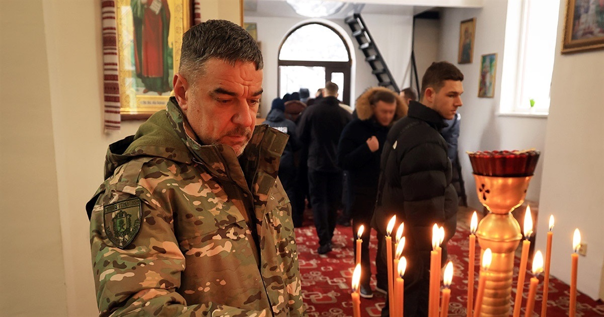 У Хмельницькому вшанували пам'ять загиблого на Сумщині майора поліції з Полонного Вадима Короля