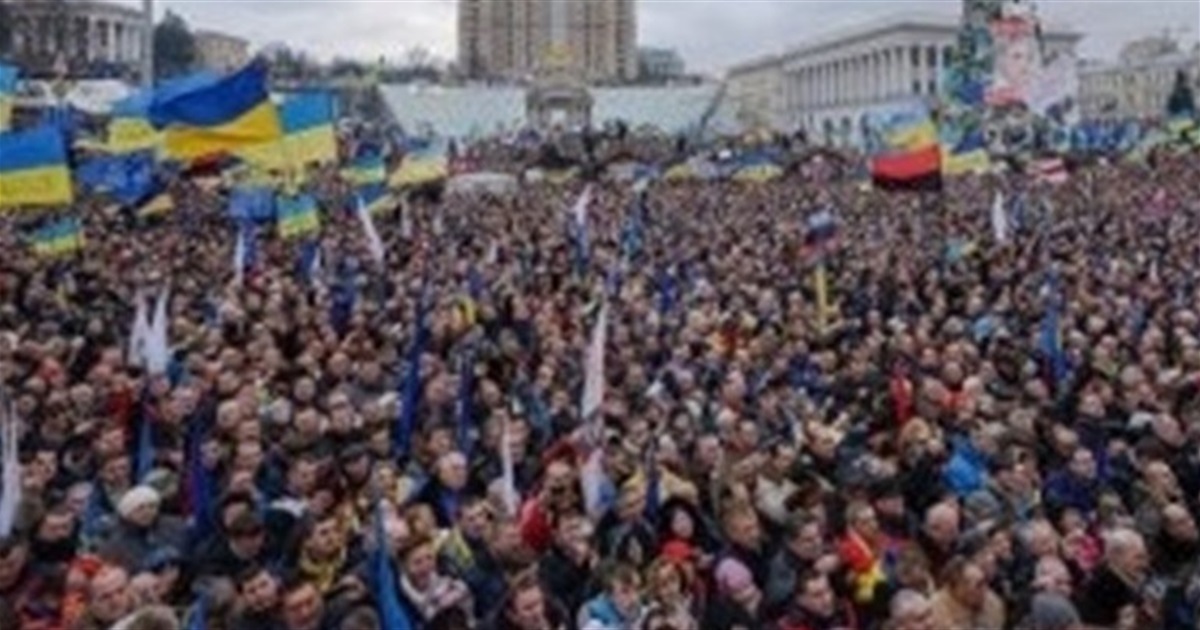 Сьогодні Україна відзначає День Гідності та Свободи