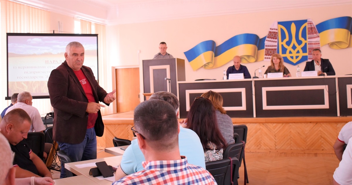 У Жмеринській військовій адміністрації провели нараду з аграріями: про що говорили