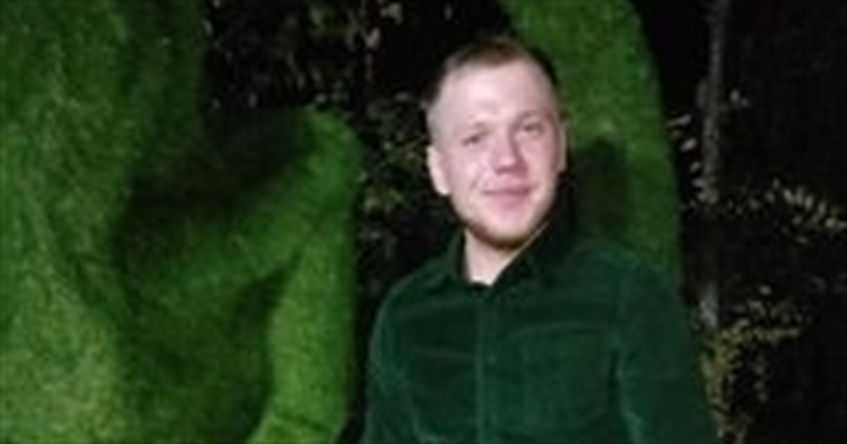 ЗВІТ. Друзі загиблого захисника з Попасної, збирають кошти, аби встановити надгробок на його могилі