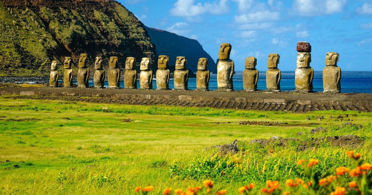 Тисяча кам'яних велетнів і таємниця тисячоліть. Що приховує острів Пасхи