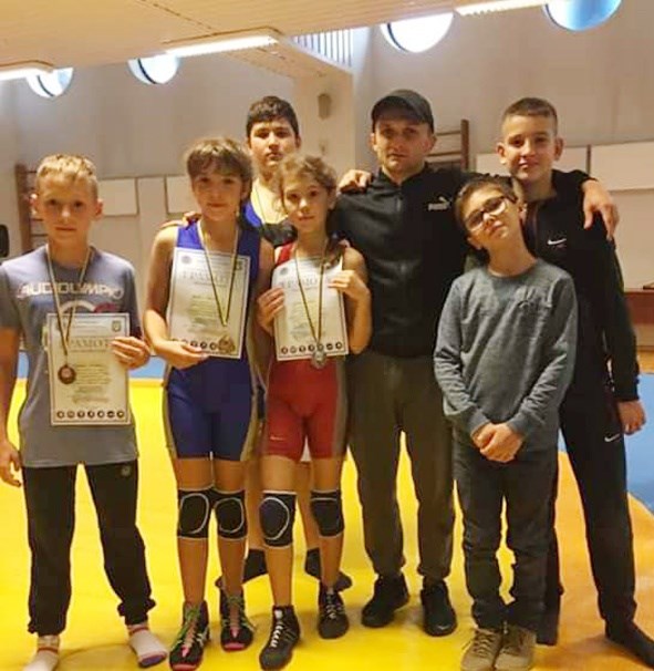 Покровські борці здобули перемогу на чемпіонаті області