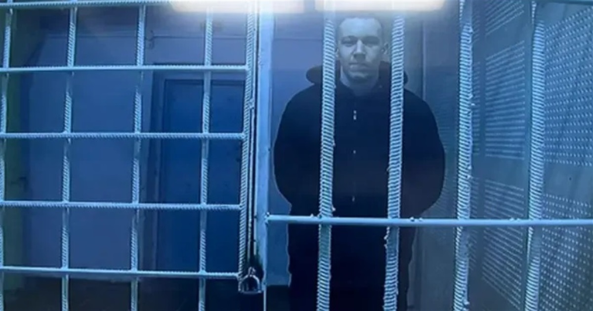 Засуджений на 20 років "азовець" заявив у суді в Росії про тортури і апеляцію. Після цього він зник