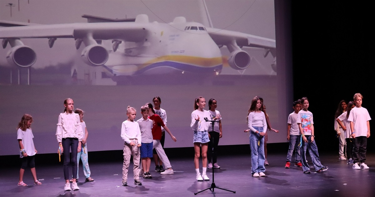 Українську «Мрію» показали на святі Миколая в Дубаї